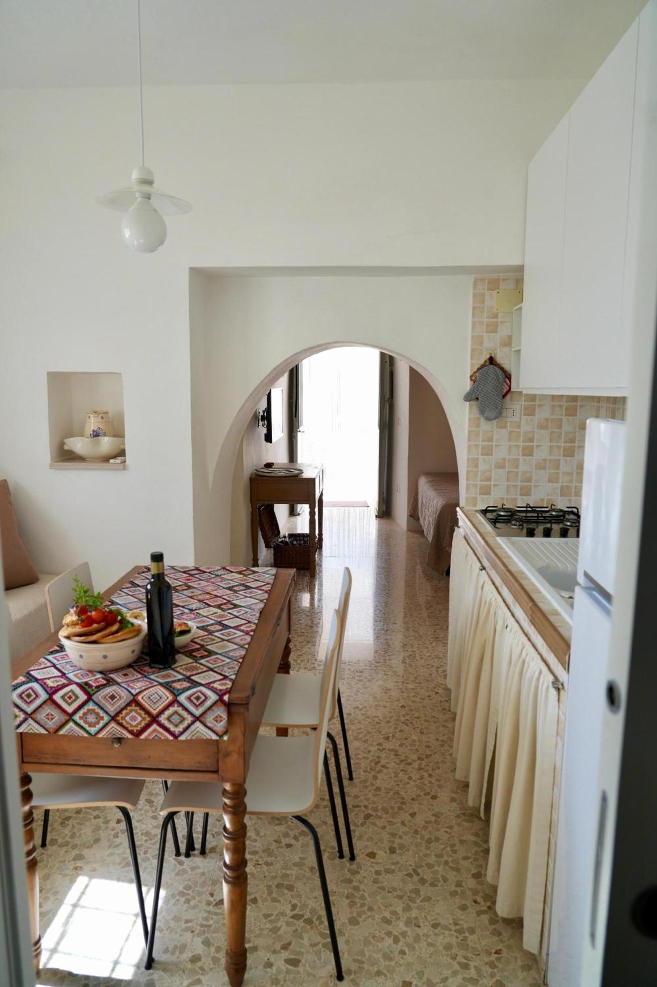 Trullo Canopo Ceglie Messapica Exterior photo